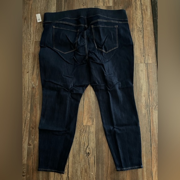 Old Navy Pull On Jeggings - wide band, adjustable waist. Multiple sizes - Picture 2 of 5